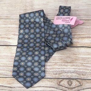NWT ALL SILK MEN TIE Abstract Grey Multi $45